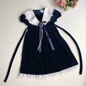 Vintage CHANTILLY PLACE Blue Velvet White Lace Belted Short Sleeves Girl Dress